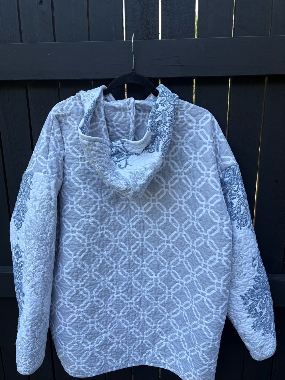 Quilted Hooded Women's Hoodie in Gray, White with contrasting sleeves and hood. - Picture 3 of 7